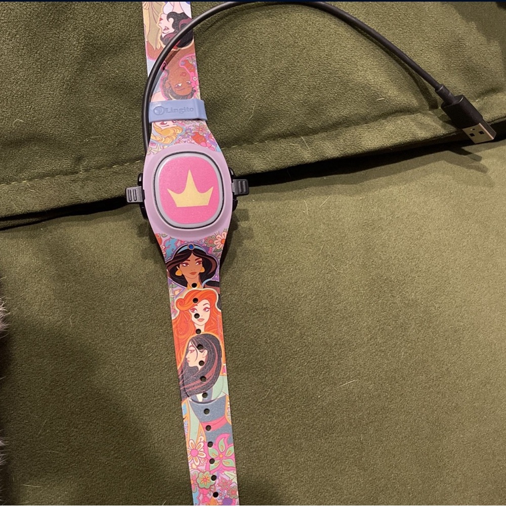 Disney magic band